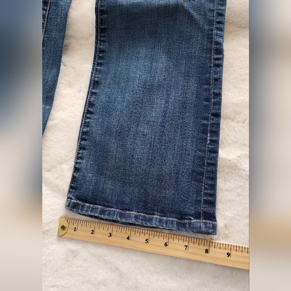 Banana Republic Slim Bootcut Jean - Size 28/6P - Picture 6 of 11
